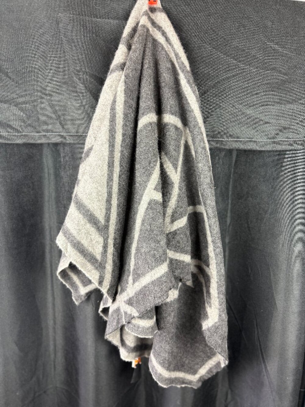 Tory Burch 100% Cashmere Scarf